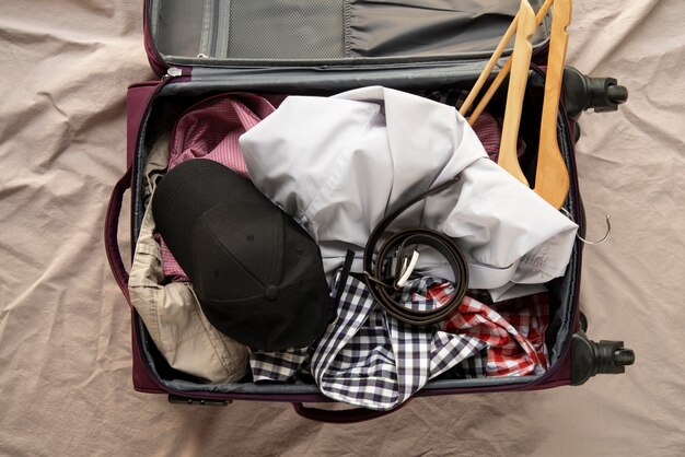 Jak efektywnie pakować się do plecaka na długą podróż