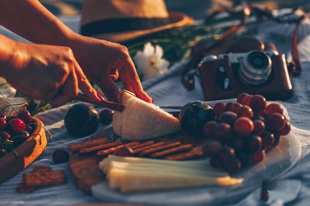 Jak podróże mogą wzbogacić twoje kulinarne pasje i odkrywanie nowych smaków