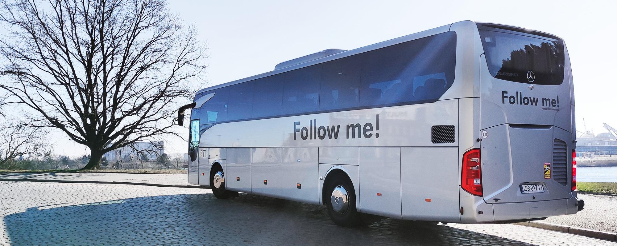 Jakie korzyści niesie ze sobą wynajem busa z kierowcą na wydarzenia grupowe?